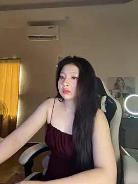 Snapshot of MiMi_0293 chatting on 8, 4, 2026 MiMi 0293 online show from 8, 4, 2026