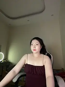 Snapshot of MiMi_0293 chatting on 17, 4, 2026 MiMi 0293 online show from 17, 4, 2026