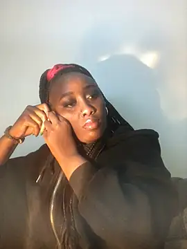 Snapshot of Lola_kims chatting on 5, 8, 2026 Lola kims online show from 5, 8, 2026
