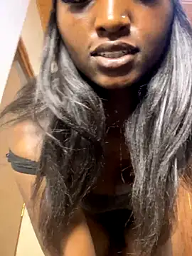 Curvixx online show from 18, 9, 2025