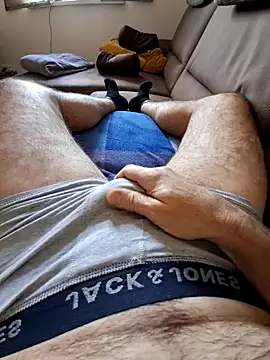 Snapshot of oldermanforwomen chatting on 17, 3, 2025 oldermanforwomen online show from 17, 3, 2025