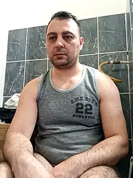 Snapshot of Mirkoxxx@xh chatting on 2, 4, 2026 Mirkoxxxxh online show from 2, 4, 2026