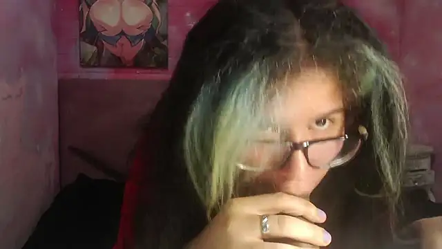 Snapshot of selenablairx chatting on 10, 3, 2025 selenablairx online show from 10, 3, 2025