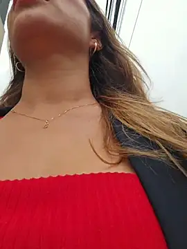 Karen San Miguel online show from 25, 3, 2026