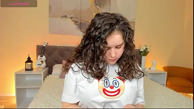 Ariella Sol online show from 3, 2, 2025