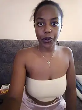 Snapshot of pretty-eyes23 chatting on 20, 1, 2025 pretty-eyes23 online show from 20, 1, 2025