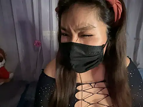 Snapshot of LunaXoxo chatting on 11, 1, 2025 LunaXoxo online show from 11, 1, 2025