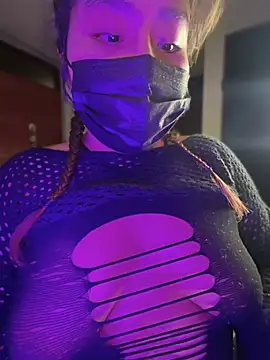 Snapshot of LunaXoxo chatting on 24, 2, 2025 LunaXoxo online show from 24, 2, 2025