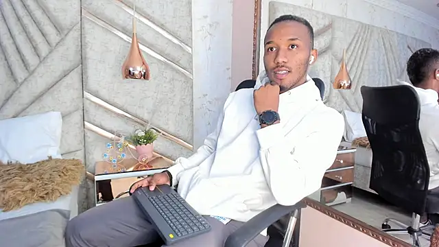 JamesParck online show from 10, 1, 2025