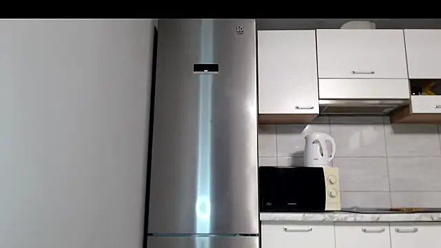 Snapshot of SierraSky_ chatting on 21, 4, 2026 SierraSky online show from 21, 4, 2026