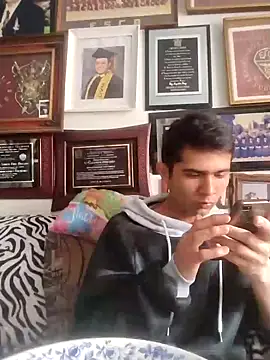 jperezofficial1 online show from 12, 12, 2024