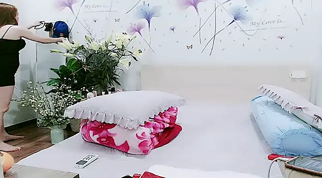 Snapshot of HC_jun chatting on 4, 1, 2025 HC jun online show from 4, 1, 2025