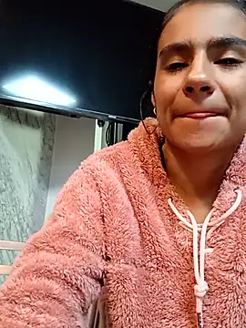 Leslly  online show from 26, 9, 2025