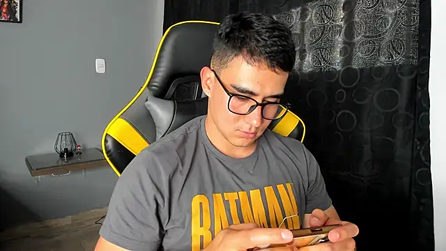 owengray2n online show from 6, 1, 2025