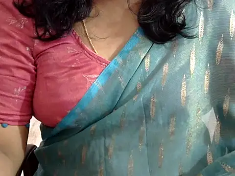 Snapshot of Vennela-1-Telugu chatting on 15, 11, 2025 Vennela-1-Telugu online show from 15, 11, 2025