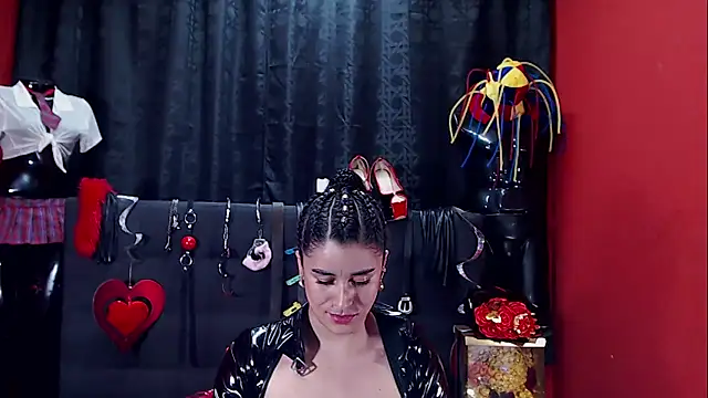 Hannamariana online show from 24, 2, 2025