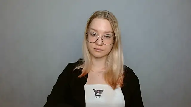 Snapshot of cindi_hot chatting on 21, 1, 2025 cindi hot online show from 21, 1, 2025