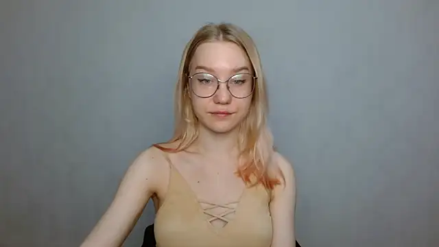 Snapshot of cindi_hot chatting on 23, 1, 2025 cindi hot online show from 23, 1, 2025