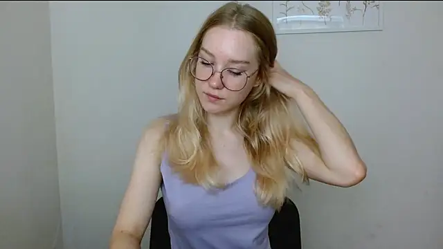 Snapshot of cindi_hot chatting on 21, 9, 2025 cindi hot online show from 21, 9, 2025