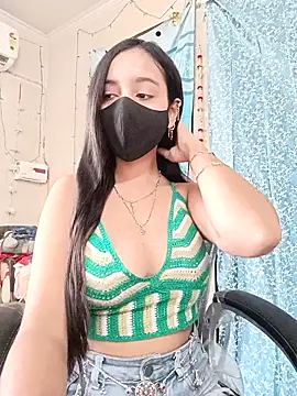 Snapshot of Parinaaz18 chatting on 28, 1, 2025 Parinaaz18 online show from 28, 1, 2025