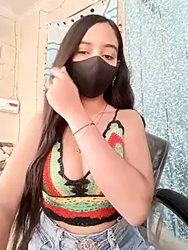 Snapshot of Parinaaz18 chatting on 3, 3, 2025 Parinaaz18 online show from 3, 3, 2025