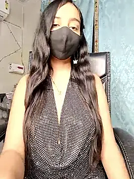 Snapshot of Parinaaz18 chatting on 15, 12, 2025 Parinaaz18 online show from 15, 12, 2025