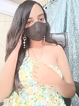 Snapshot of Parinaaz18 chatting on 20, 7, 2026 Parinaaz18 online show from 20, 7, 2026