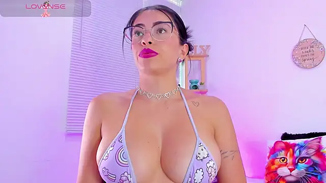 EmillySanders online show from 7, 2, 2025