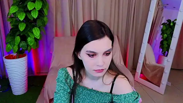 Snapshot of SusieMorris chatting on 21, 3, 2025 SusieMorris online show from 21, 3, 2025