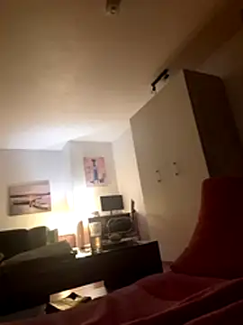 Milkasahne64 online show from 27, 11, 2025