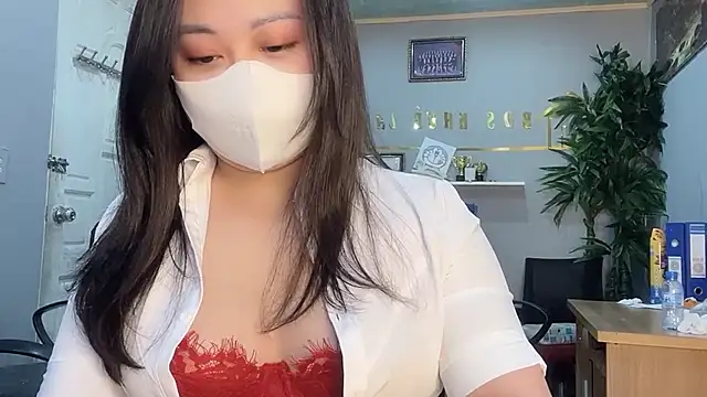 Bamboo Swetie online show from 15, 12, 2024