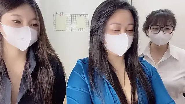 Bamboo Swetie online show from 16, 12, 2025