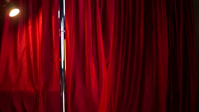 Evelyn Evyyy online show from 3, 10, 2025