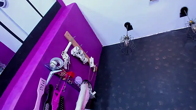 Snapshot of Alexa_Slave chatting on 9, 10, 2025 Alexa Slave online show from 9, 10, 2025