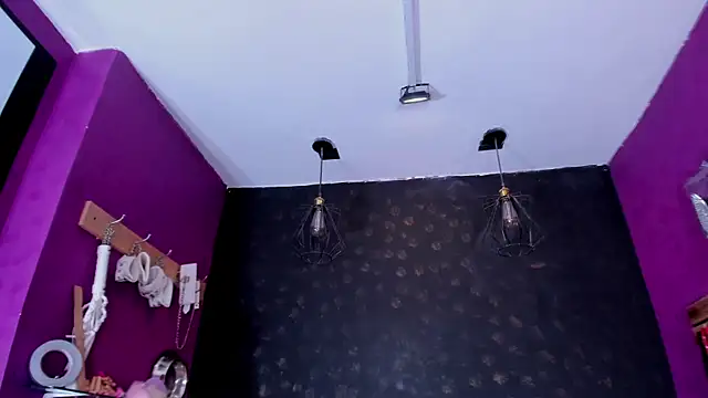 Snapshot of Alexa_Slave chatting on 21, 10, 2025 Alexa Slave online show from 21, 10, 2025