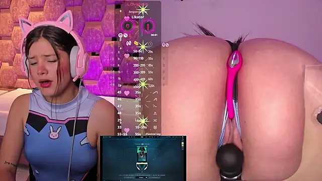 Snapshot of Trianna__ chatting on 8, 11, 2025 Trianna online show from 8, 11, 2025