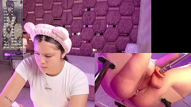 Snapshot of Trianna__ chatting on 20, 11, 2025 Trianna online show from 20, 11, 2025