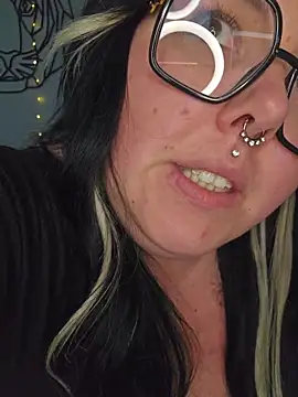 -BonnieBlack- online show from 10, 2, 2026