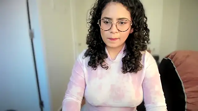 cinnamon rosa online show from 14, 3, 2025