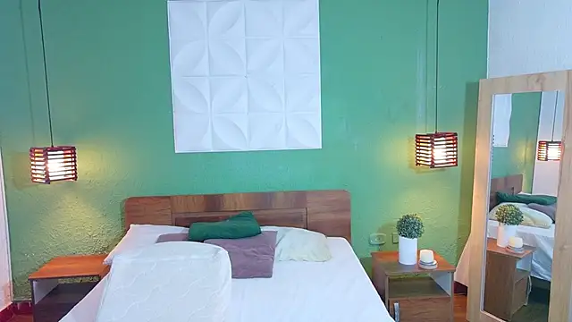 Snapshot of Shamiraa_moore chatting on 27, 11, 2025 Shamiraa moore online show from 27, 11, 2025