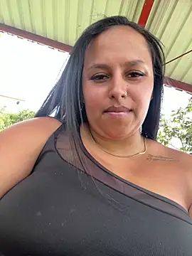 Snapshot of perla_grens chatting on 1, 4, 2026 perla grens online show from 1, 4, 2026