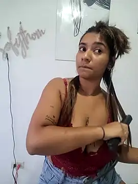 Snapshot of Sofythom1 chatting on 20, 9, 2025 Sofythom1 online show from 20, 9, 2025