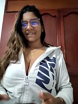 Snapshot of Sofythom1 chatting on 13, 3, 2026 Sofythom1 online show from 13, 3, 2026