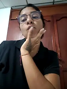 Snapshot of Sofythom1 chatting on 21, 3, 2026 Sofythom1 online show from 21, 3, 2026