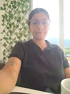Snapshot of Sofythom1 chatting on 25, 3, 2026 Sofythom1 online show from 25, 3, 2026