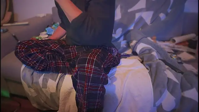 Snapshot of swissMen_DE chatting on 15, 12, 2024 swissMen DE online show from 15, 12, 2024