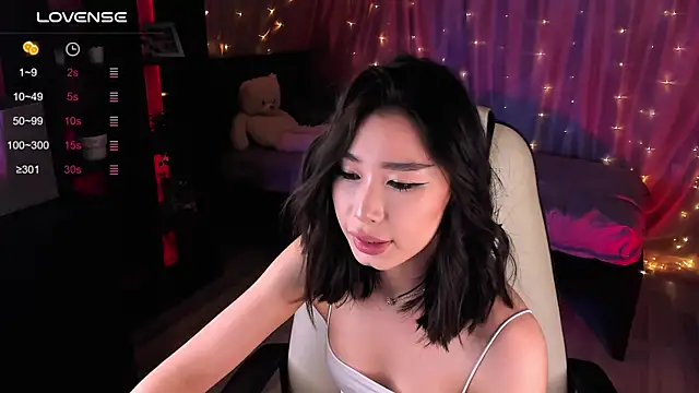 sensualily online show from 11, 1, 2025