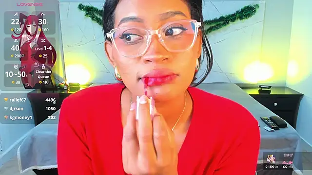 LAYLATAYLOR  online show from 21, 12, 2024