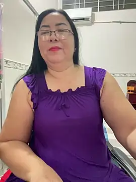 Snapshot of NDith chatting on 25, 11, 2025 NDith online show from 25, 11, 2025