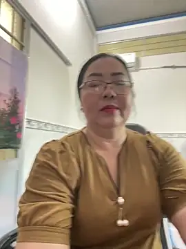 Snapshot of NDith chatting on 14, 12, 2025 NDith online show from 14, 12, 2025